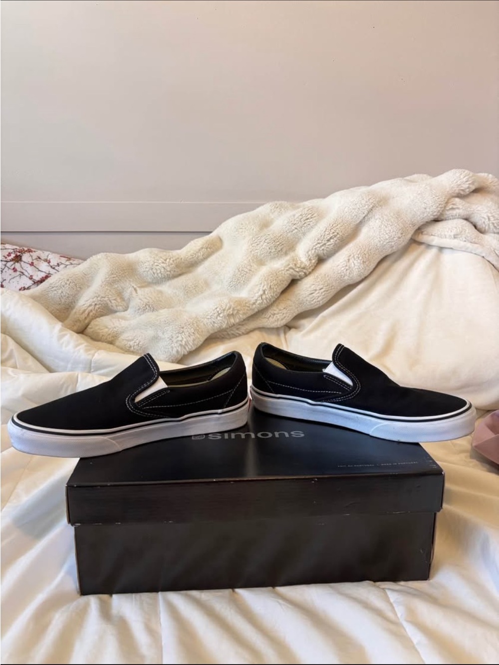 Vans Classic Slip-On Shoes - Black - Picture 8 of 9